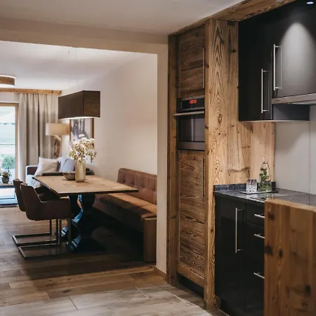 Vaya St Zeno ザーファウス