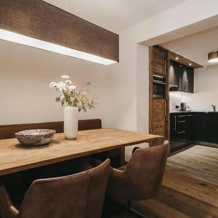 Vaya St Zeno Hotel apartamentowy 4*