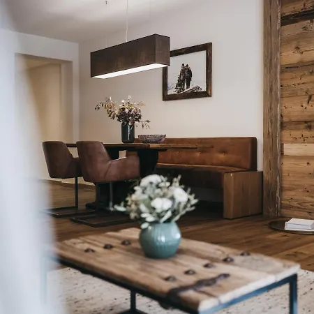 アパートホテル Vaya St Zeno 4*