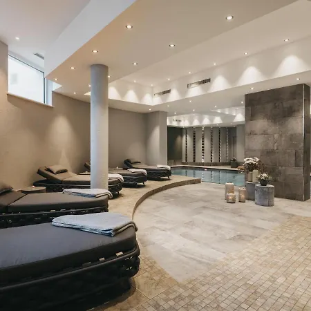 Vaya St Zeno Aparthotel