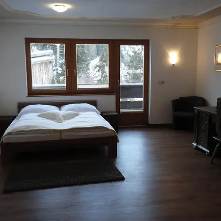 Vaya St Zeno Hotel apartamentowy 4*