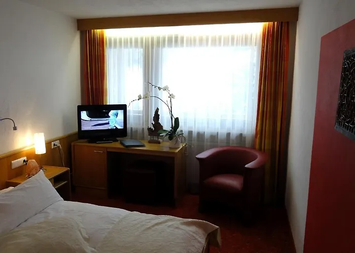 Vaya St Zeno سيرفاوس