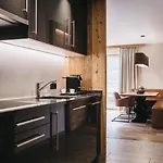 Vaya St Zeno Apart Otel Serfaus