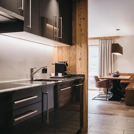 Vaya St Zeno Hotel apartamentowy Serfaus